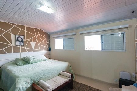 Casa à venda com 300m², 3 quartos e 4 vagasSuite 2