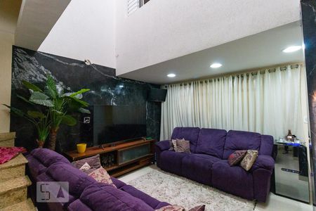 Sala de casa à venda com 3 quartos, 300m² em Jardim Triana, São Paulo