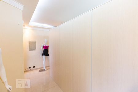 Sala 2 de casa à venda com 3 quartos, 300m² em Jardim Triana, São Paulo