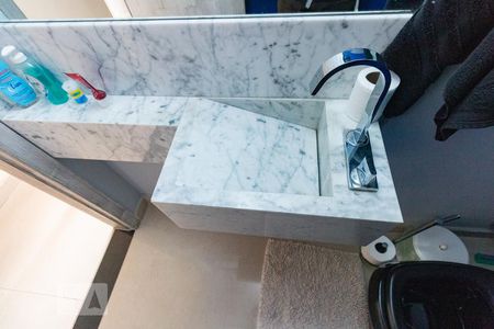 Casa à venda com 300m², 3 quartos e 4 vagasLavabo 2