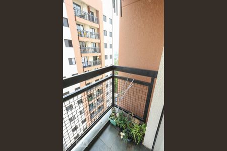 Sacada de apartamento para alugar com 3 quartos, 64m² em Vila Carbone, São Paulo