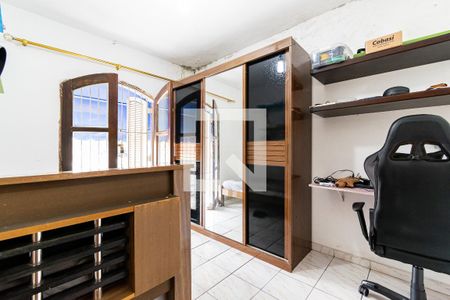 Casa à venda com 171m², 2 quartos e 2 vagasQuarto 2