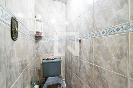 Casa à venda com 171m², 2 quartos e 2 vagasbanheiro do Quintal