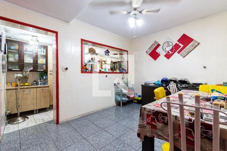 Casa à venda com 171m², 2 quartos e 2 vagasCopa