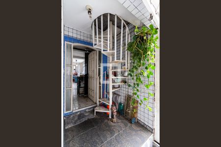 Casa à venda com 171m², 2 quartos e 2 vagasGaragem