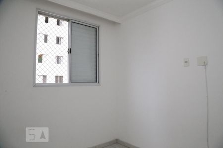 Quarto 2 de apartamento para alugar com 2 quartos, 47m² em Vila Pirajussara, São Paulo