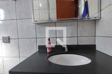 Casa à venda com 250m², 3 quartos e 4 vagasBanheiro Social