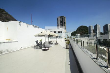 Apartamento à venda com 73m², 2 quartos e sem vagaTerraço