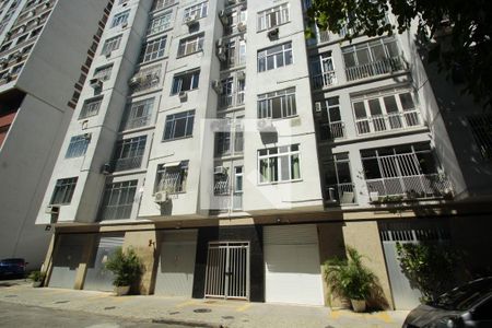 Apartamento à venda com 73m², 2 quartos e sem vagaFachada do Prédio