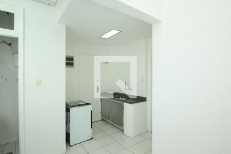 Apartamento à venda com 73m², 2 quartos e sem vagaCozinha e Área de Serviço