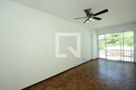 Apartamento à venda com 73m², 2 quartos e sem vagaSala