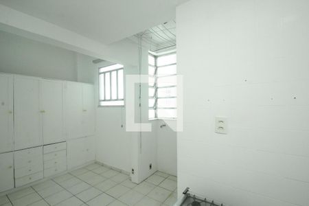 Apartamento à venda com 73m², 2 quartos e sem vagaCozinha e Área de Serviço