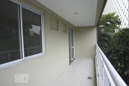 Varanda de apartamento para alugar com 3 quartos, 85m² em Taquara, Rio de Janeiro