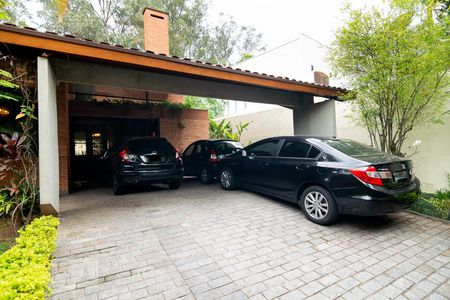 Casa à venda com 410m², 4 quartos e 4 vagasGaragem