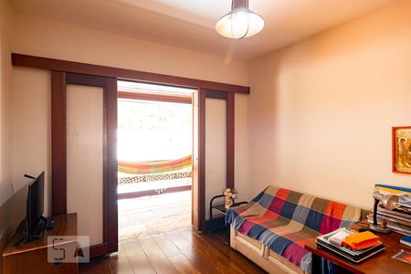 Casa à venda com 410m², 4 quartos e 4 vagasQuarto 4 - Suíte