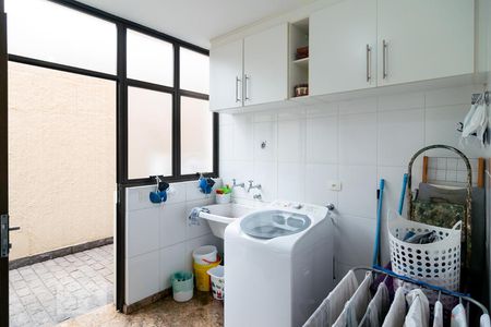 Casa à venda com 410m², 4 quartos e 4 vagasÁrea de Serviço