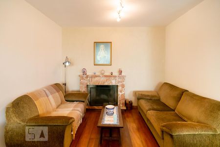 Sala Lareira de casa à venda com 4 quartos, 410m² em Jardim Marajoara, São Paulo