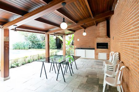 Casa à venda com 410m², 4 quartos e 4 vagasÁrea Churrasqueira