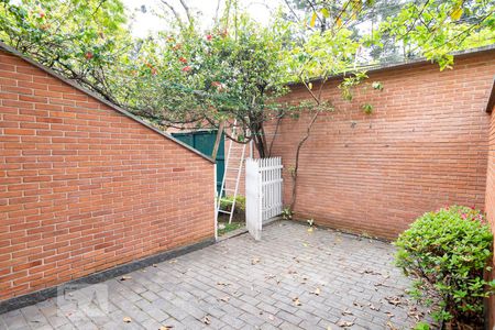 Casa à venda com 410m², 4 quartos e 4 vagasÁrea de Serviço Externa