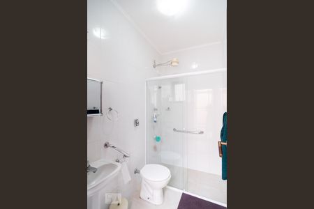 Casa à venda com 410m², 4 quartos e 4 vagasBanheiro de Serviço