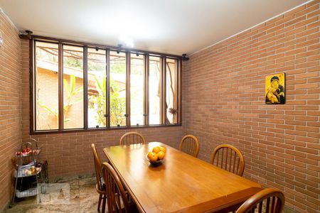 Casa à venda com 410m², 4 quartos e 4 vagasCopa