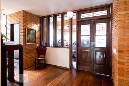 Hall Entrada de casa à venda com 4 quartos, 410m² em Jardim Marajoara, São Paulo