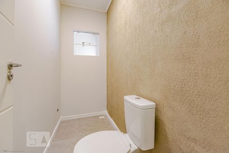 Lavabo de kitnet/studio para alugar com 1 quarto, 36m² em Santa Felicidade, Curitiba