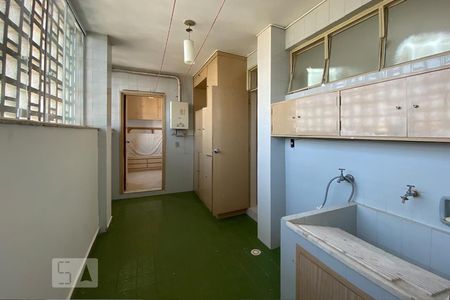 Apartamento para alugar com 284m², 3 quartos e 1 vagaÁrea de Serviço