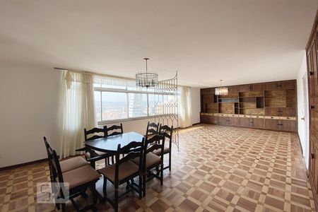 Apartamento para alugar com 284m², 3 quartos e 1 vagaSala