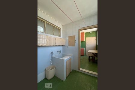 Apartamento para alugar com 284m², 3 quartos e 1 vagaÁrea de Serviço