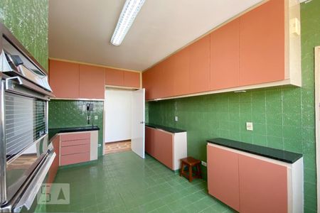 Apartamento para alugar com 284m², 3 quartos e 1 vagaCozinha