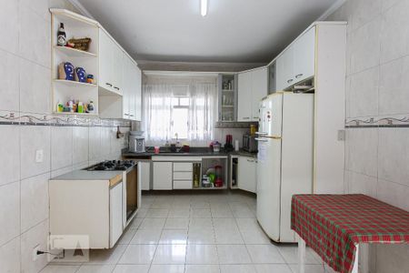 Casa à venda com 200m², 2 quartos e 2 vagasCozinha