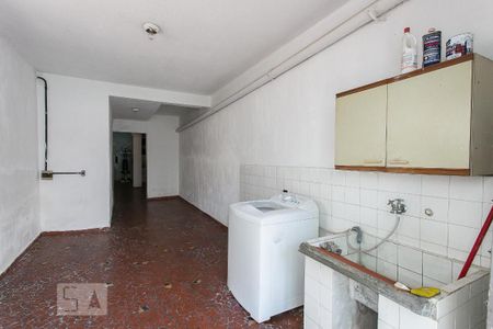 Casa à venda com 200m², 2 quartos e 2 vagasÁrea de Serviço