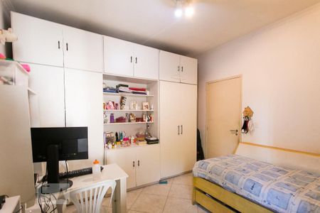 Casa à venda com 200m², 2 quartos e 2 vagasQuarto 2