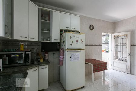 Casa à venda com 200m², 2 quartos e 2 vagasCozinha