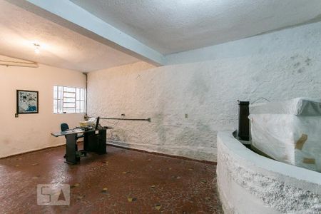 Casa à venda com 200m², 2 quartos e 2 vagasSalão