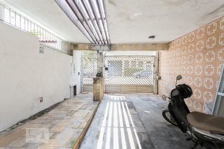 Casa à venda com 200m², 2 quartos e 2 vagasGaragem