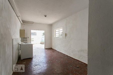 Casa à venda com 200m², 2 quartos e 2 vagasÁrea de Serviço