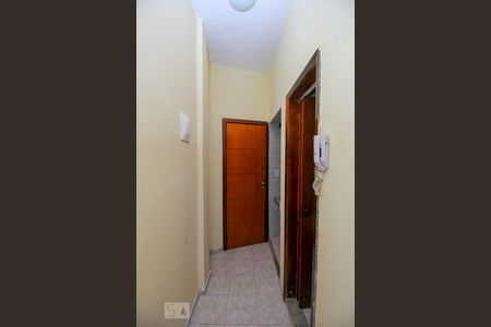 Corredor de kitnet/studio à venda com 1 quarto, 30m² em Centro, Rio de Janeiro