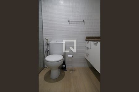 Apartamento para alugar com 72m², 2 quartos e 1 vaga Apartamento para alugar com 72m², 2 quartos e 1 vagaBanheiro da suíte 1