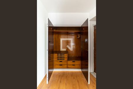 Studio - Armário de kitnet/studio para alugar com 1 quarto, 32m² em República, São Paulo