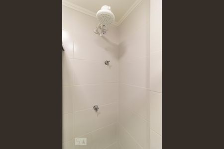 Banheiro - Chuveiro elétrico de kitnet/studio para alugar com 1 quarto, 16m² em Bela Vista, São Paulo