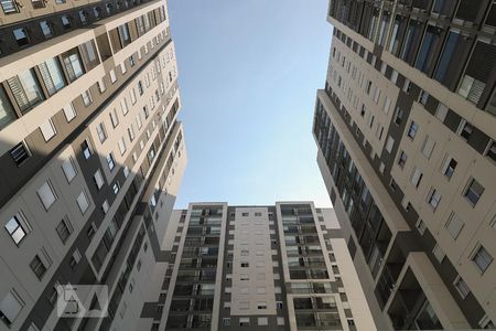 Apartamento para alugar com 65m², 2 quartos e 1 vagaFachada