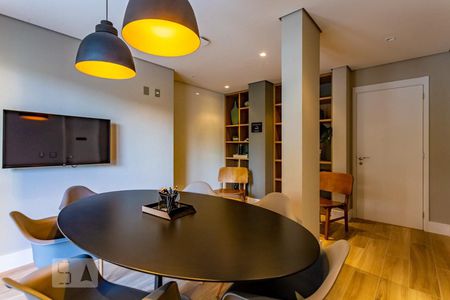 Apartamento para alugar com 64m², 2 quartos e 1 vagaÁrea comum - Home Office