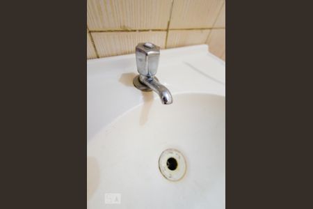 Casa à venda com 180m², 3 quartos e 1 vagaBanheiro social