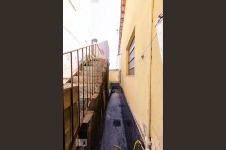 Casa à venda com 180m², 3 quartos e 1 vagaÁrea de serviço