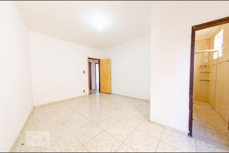 Casa à venda com 180m², 3 quartos e 1 vagaSuíte