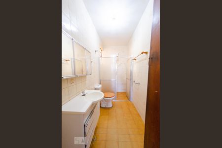 Casa à venda com 180m², 3 quartos e 1 vagaBanheiro social