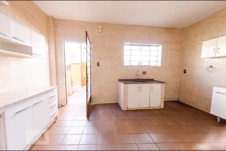 Casa à venda com 180m², 3 quartos e 1 vagaCozinha