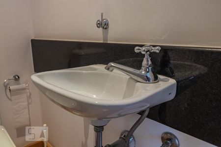 Apartamento para alugar com 60m², 1 quarto e 1 vagaDetalhe do Lavabo